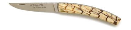Couteaux d'exception manche en corail et nacre Couteaux d'exception manche en corail et nacre