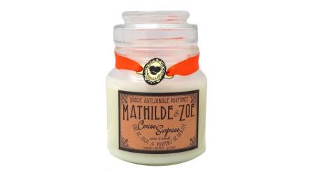 Bougie parfumée haut de gamme cerise surprise 