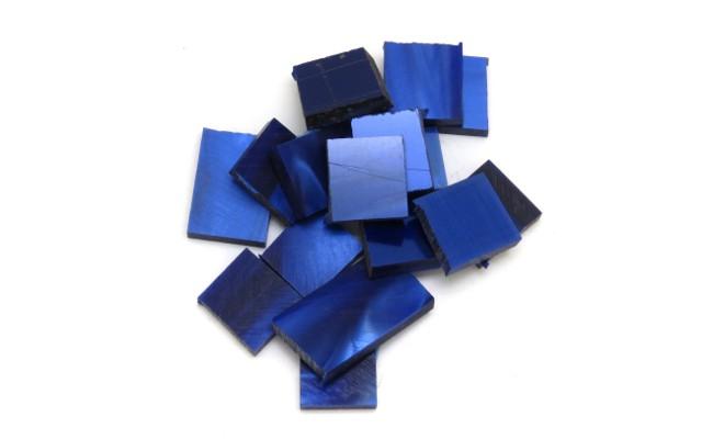 CHUTES DE RESINE NACREE BLEUE POUR MANCHE