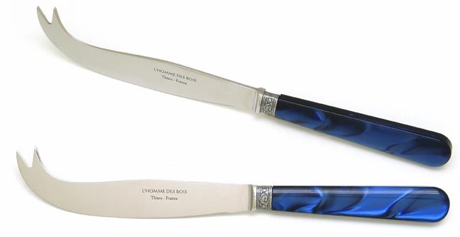 COUTEAU FROMAGE TRADITION MANCHE EN RESINE NACREE BLEUE - VIROLE COQUILLE N°49