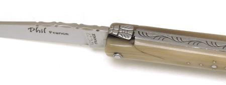 COUTEAU PLIANT LAGUIOLE MANCHE EN CORNE BLONDE COUTEAU LAGUIOLE PHIL - PLEIN  MANCHE 12 CM