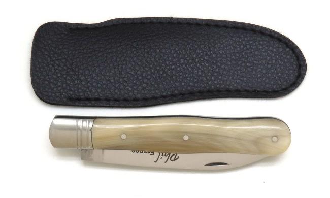 COUTEAU DE POCHE VIOLON EN CORNE BLONDE 1 MITRE - MANCHE 10,5 CM - LAME EN ACIER CARBONE