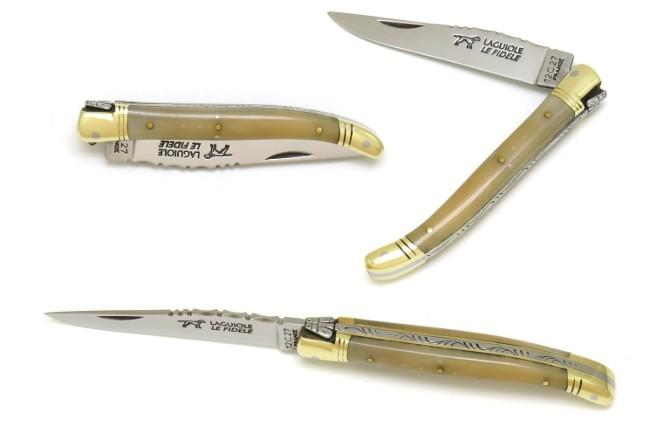 COUTEAU DE POCHE LAGUIOLE EN POINTE DE CORNE 2 MITRES EN LAITON - MANCHE 11 CM