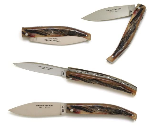 COUTEAU DE POCHE SAINT AMANS EN CORNE DE BELIER FONCEE PLEIN MANCHE 11 CM - RESSORT CISELE MAIN