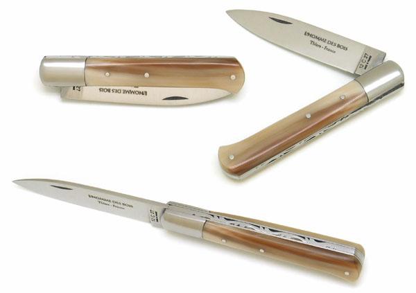 COUTEAU DE POCHE YSSINGEAUX EN POINTE DE CORNE BLONDE GAMME ELEGANCE CISELEE- 1 MITRE EN INOX