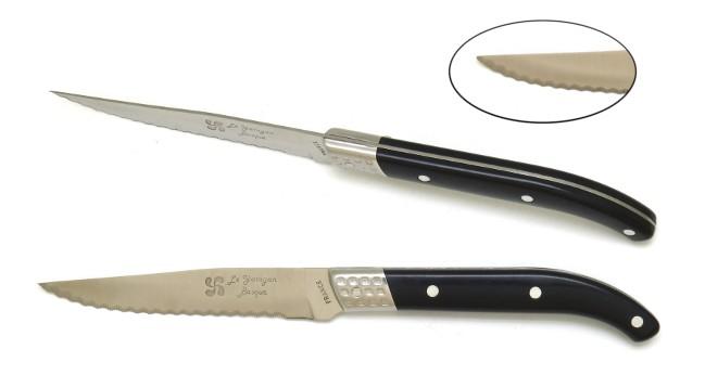  COUTEAU STEAK  YATAGAN MANCHE NOIR LAME INOX A TRANCHANT MICRODENTE