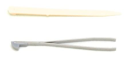 COUTEAU SUISSE VICTORINOX CLASSIC SD MOUNTAIN LAKE MODELE 0.6223.23G - CANIF ONGLIER 58 MM BLEU