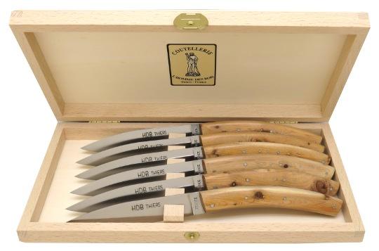 Coffret de 6 couteaux de table de thiers en bois de genévrier