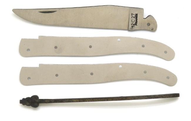 KIT COUTEAU DE POCHE LAGUIOLE PLEIN MANCHE - 12CM RESSORT LISSE - MOUCHE FORGEE