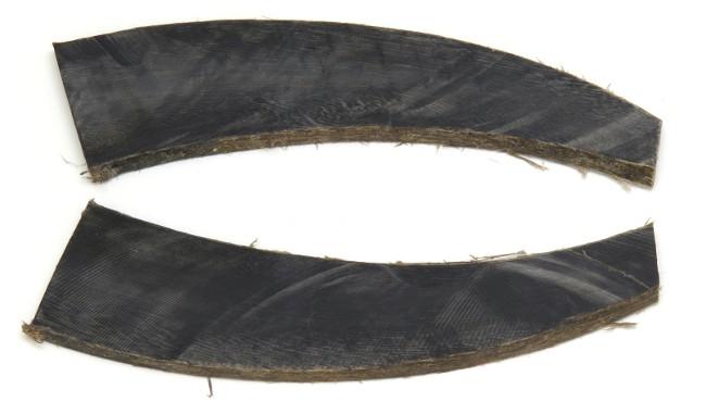 2 PLAQUETTES EN POINTE DE CORNE NOIRE TYPE B - POUR MONTAGE DE COUTEAU