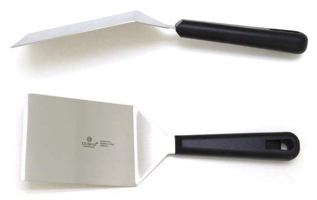 Spatule de cuisine coudée